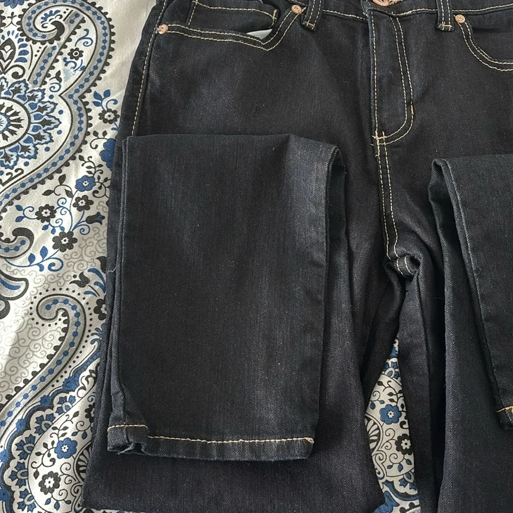 Jordache Blue Jeans with Double-Stitched Detailing - Picture 3 of 3